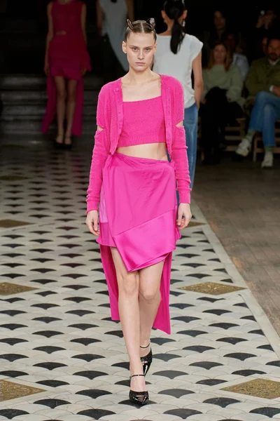 Look 36